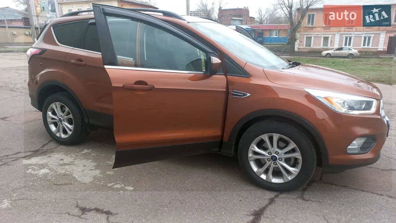 2017 Ford Escape - мініатюра 18