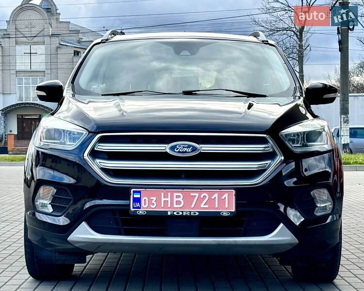 Внедорожник / Кроссовер Ford Escape 2017 в Житомире