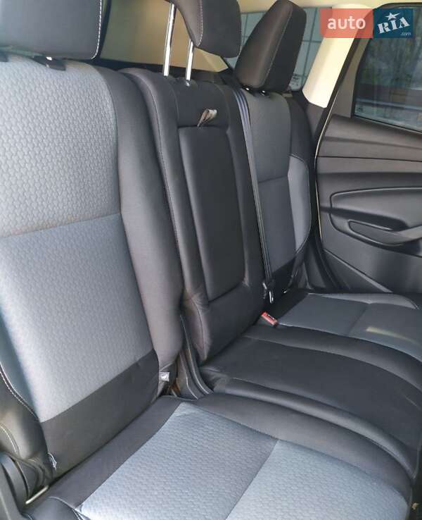 Внедорожник / Кроссовер Ford Escape 2017 в Ровно фото 19 Внедорожник / Кроссовер Ford Escape 2017 в Ровно