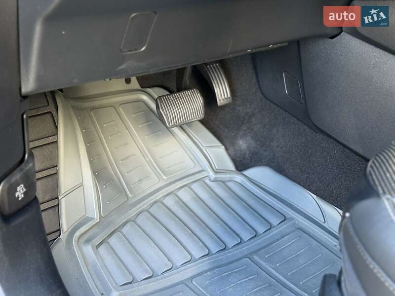 Внедорожник / Кроссовер Ford Escape 2019 в Ивано-Франковске фото 27 Внедорожник / Кроссовер Ford Escape 2019 в Ивано-Франковске