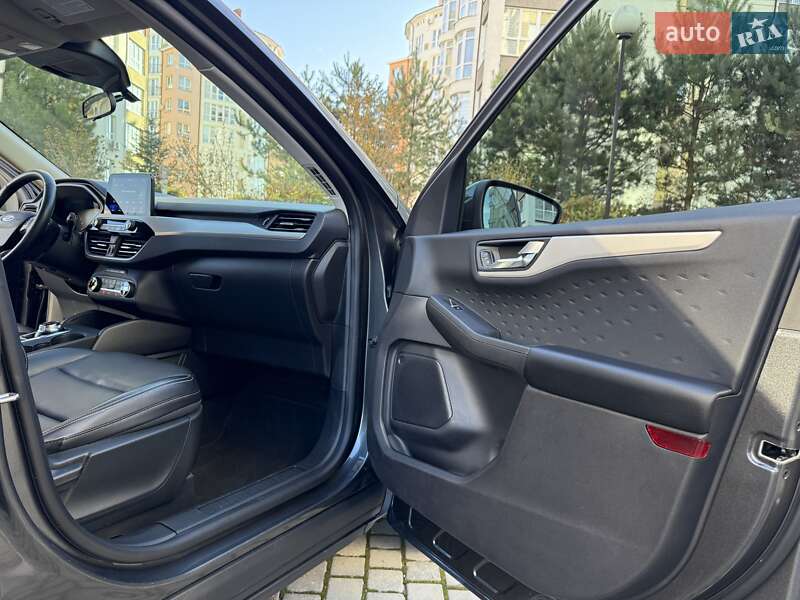 Внедорожник / Кроссовер Ford Escape 2019 в Ивано-Франковске фото 42 Внедорожник / Кроссовер Ford Escape 2019 в Ивано-Франковске