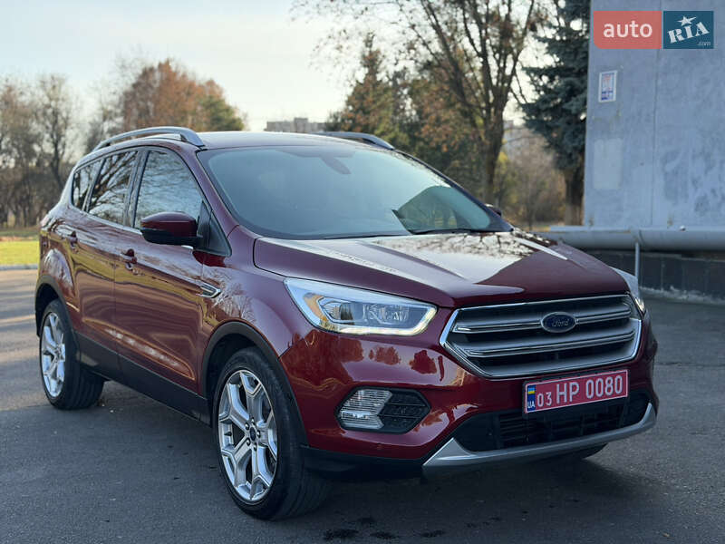 Внедорожник / Кроссовер Ford Escape 2019 в Ровно