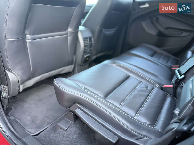 Внедорожник / Кроссовер Ford Escape 2019 в Ровно