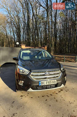 Внедорожник / Кроссовер Ford Escape 2016 в Львове