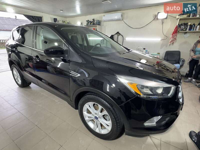 Внедорожник / Кроссовер Ford Escape 2017 в Днепре фото 3 Внедорожник / Кроссовер Ford Escape 2017 в Днепре