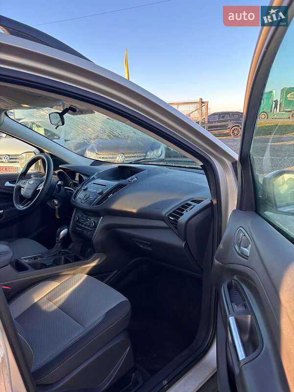 Позашляховик / Кросовер Ford Escape 2018 в Львові