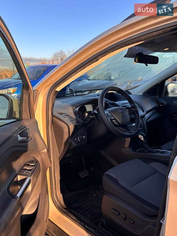 Позашляховик / Кросовер Ford Escape 2018 в Львові