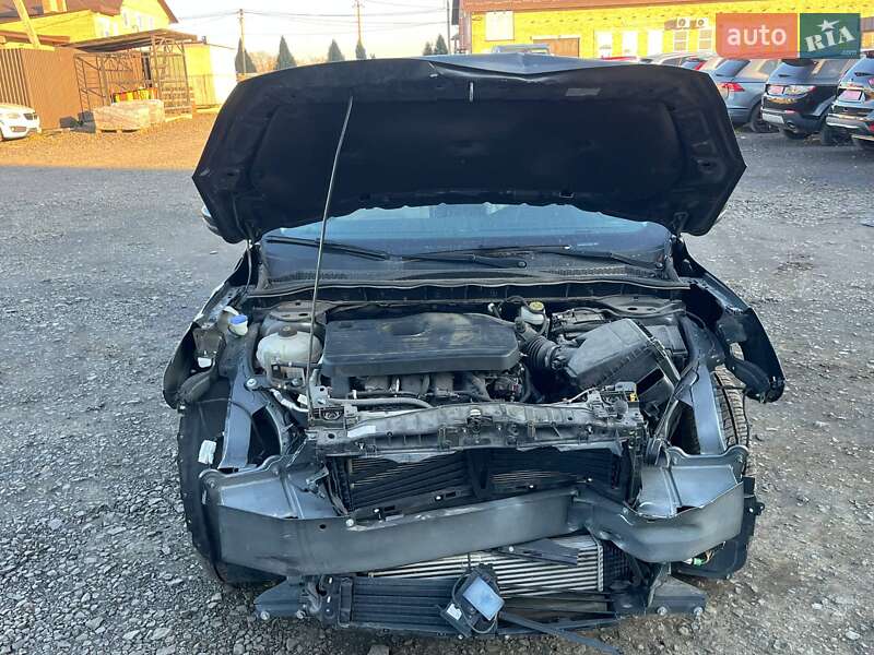 Позашляховик / Кросовер Ford Escape 2020 в Луцьку