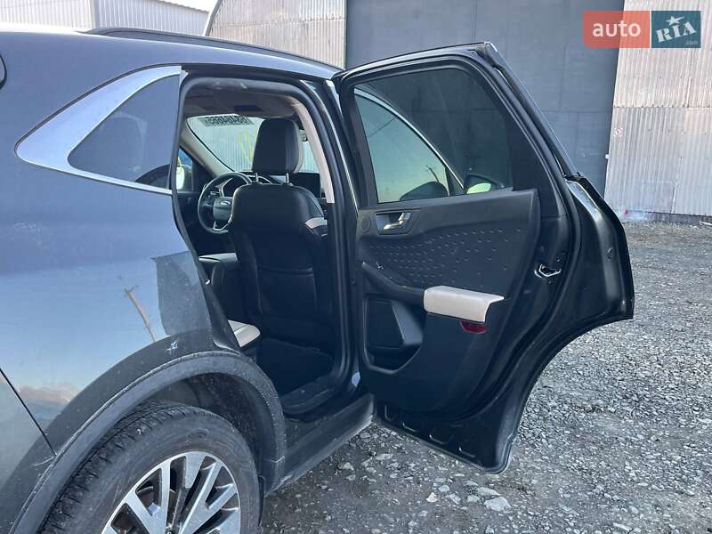 Позашляховик / Кросовер Ford Escape 2020 в Луцьку