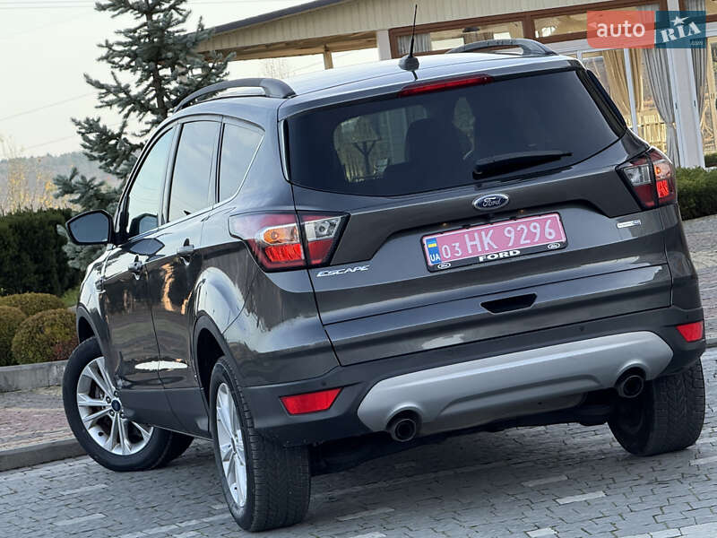 Позашляховик / Кросовер Ford Escape 2017 в Дрогобичі