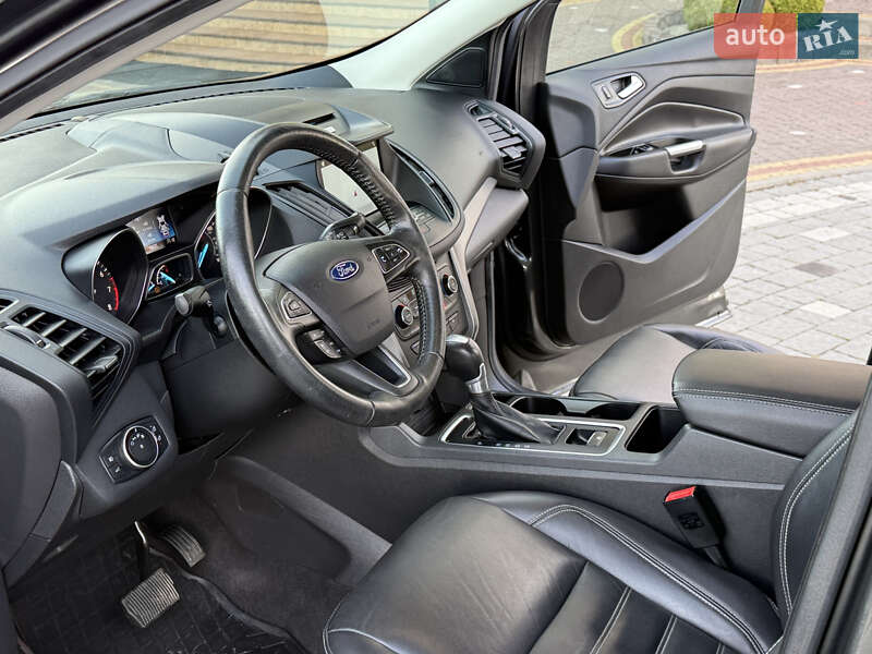 Позашляховик / Кросовер Ford Escape 2017 в Дрогобичі
