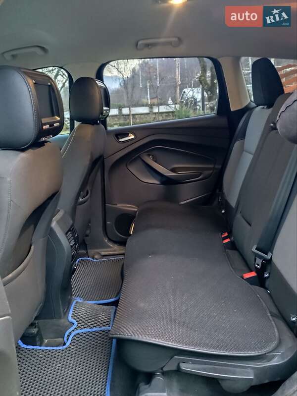 Внедорожник / Кроссовер Ford Escape 2018 в Косове