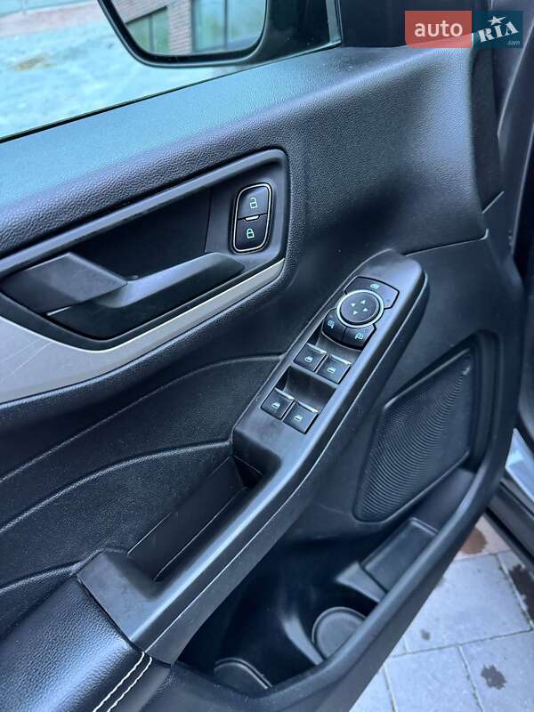 Позашляховик / Кросовер Ford Escape 2021 в Тернополі