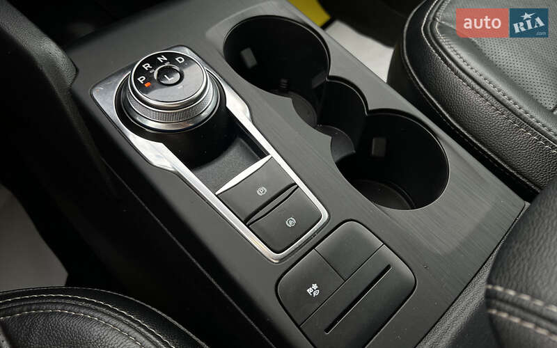 Внедорожник / Кроссовер Ford Escape 2020 в Львове