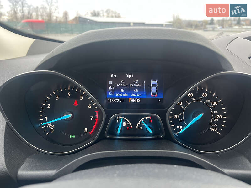 Внедорожник / Кроссовер Ford Escape 2016 в Виннице