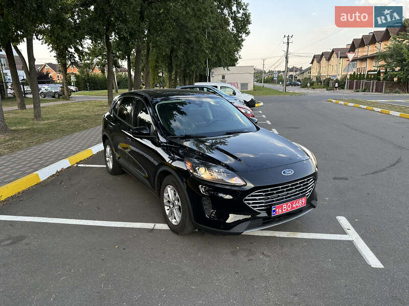 Позашляховик / Кросовер Ford Escape 2021 в Києві