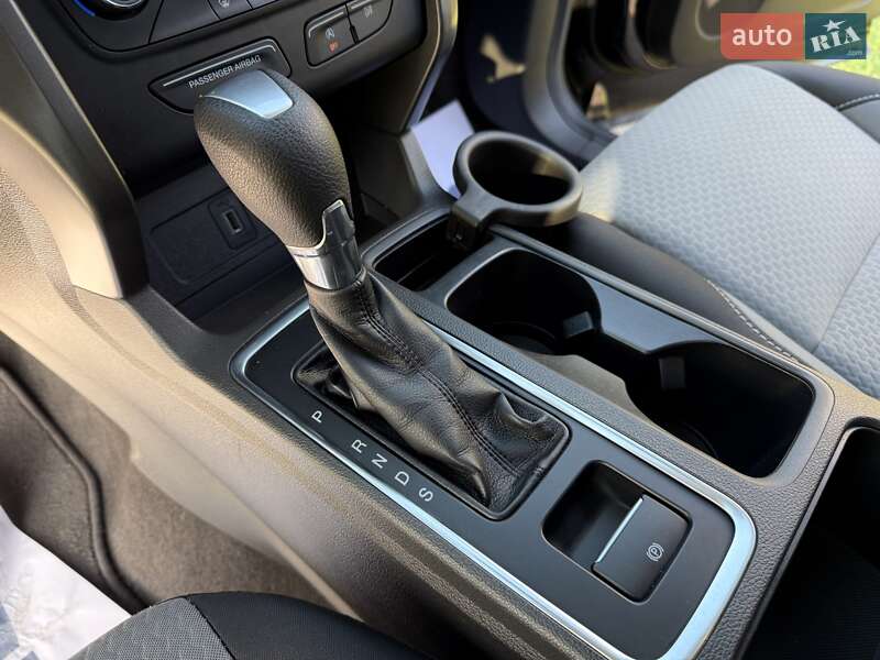 Внедорожник / Кроссовер Ford Escape 2017 в Днепре