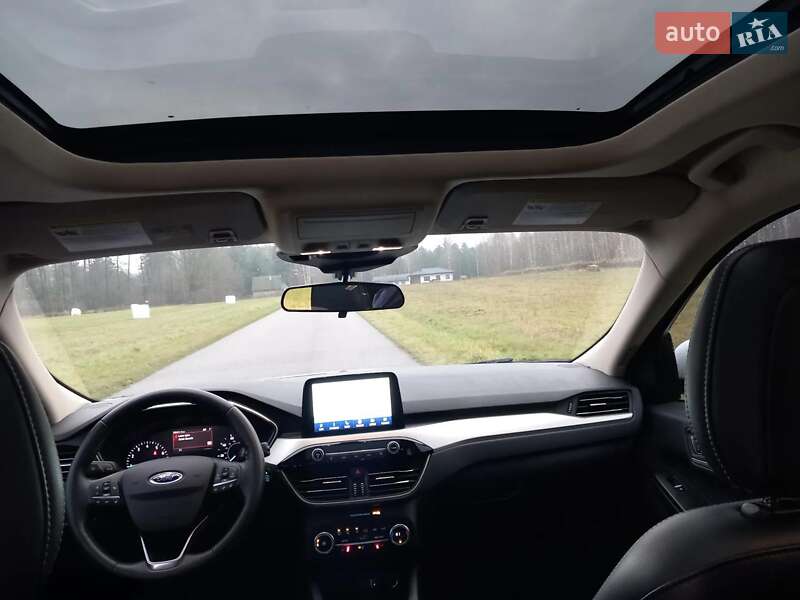 Внедорожник / Кроссовер Ford Escape 2020 в Сумах