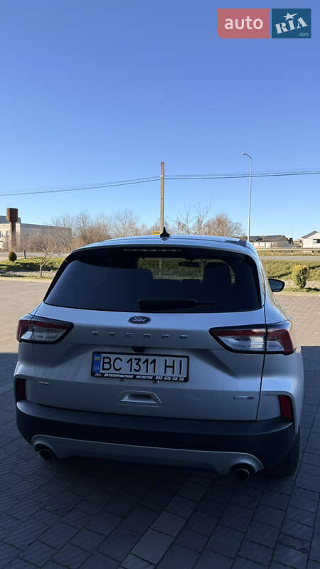 Позашляховик / Кросовер Ford Escape 2020 в Стрию