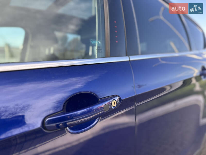 Внедорожник / Кроссовер Ford Escape 2012 в Днепре