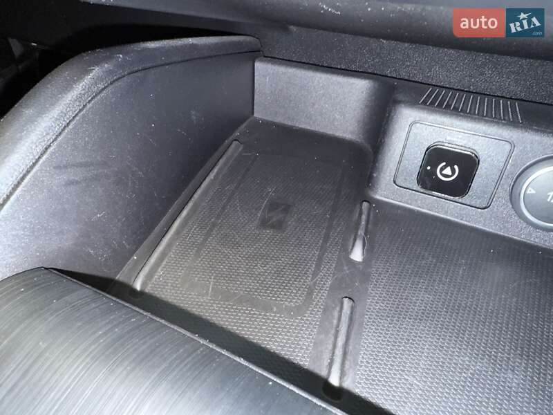 Позашляховик / Кросовер Ford Escape 2020 в Києві