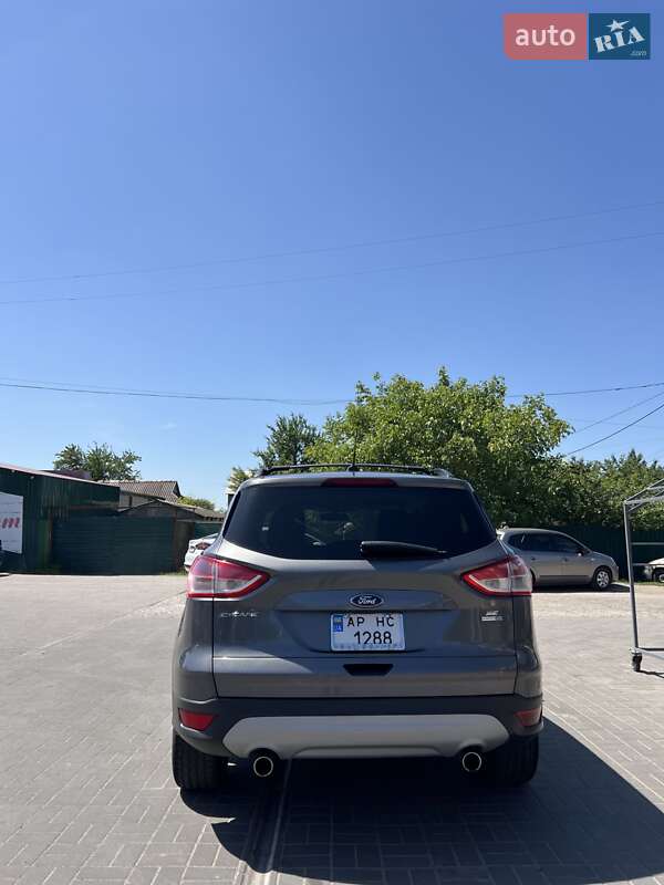 Внедорожник / Кроссовер Ford Escape 2012 в Каменском