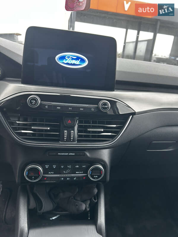 Внедорожник / Кроссовер Ford Escape 2021 в Золочеве