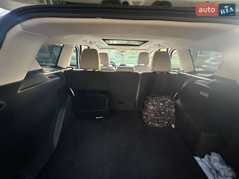 Внедорожник / Кроссовер Ford Escape 2014 в Ужгороде