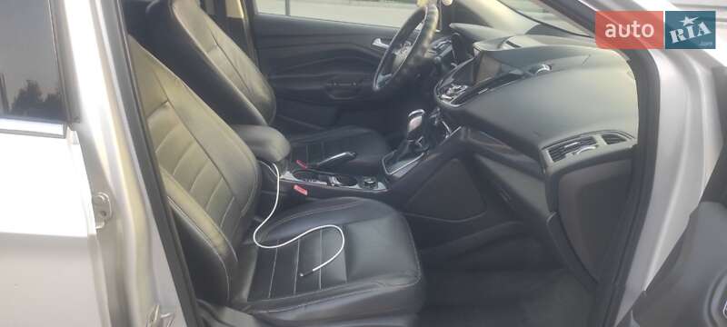 Внедорожник / Кроссовер Ford Escape 2013 в Монастыриске