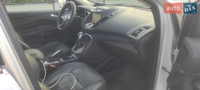 Внедорожник / Кроссовер Ford Escape 2013 в Монастыриске