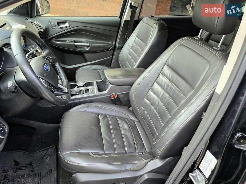 Внедорожник / Кроссовер Ford Escape 2017 в Харькове