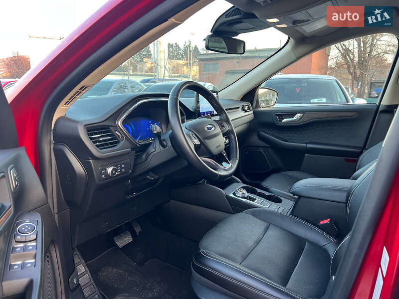 Позашляховик / Кросовер Ford Escape 2019 в Полтаві