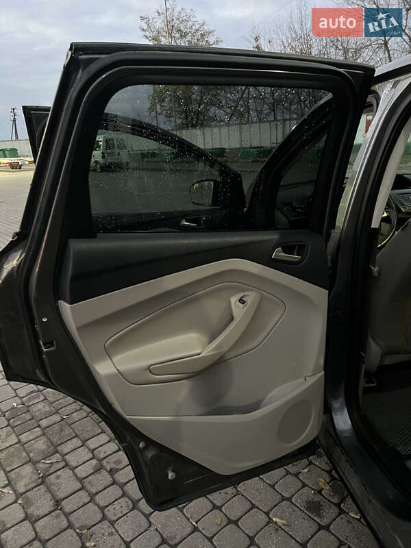 Внедорожник / Кроссовер Ford Escape 2013 в Мостиске