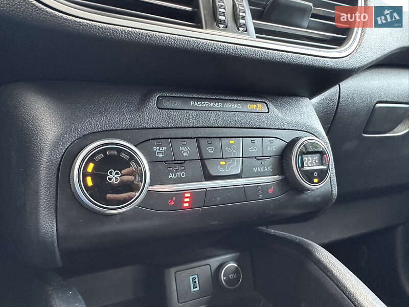 Внедорожник / Кроссовер Ford Escape 2020 в Львове