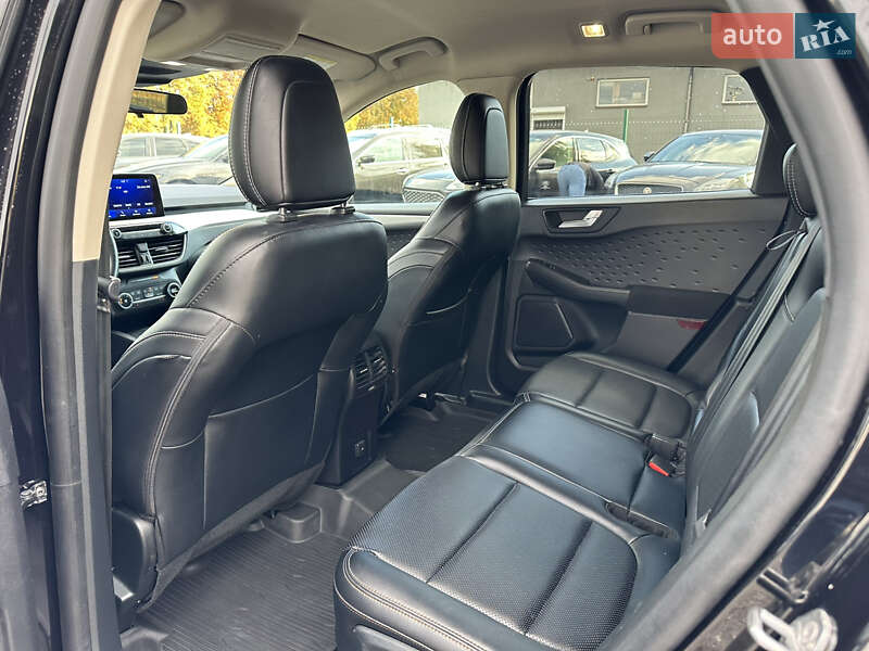 Внедорожник / Кроссовер Ford Escape 2020 в Львове