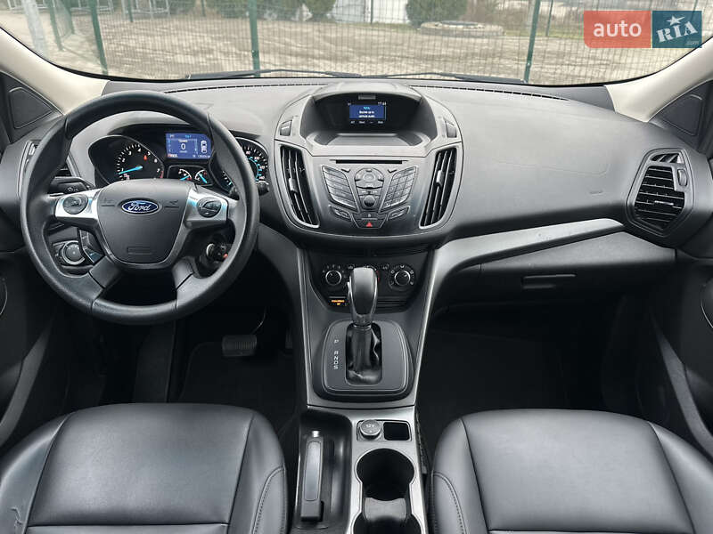 Позашляховик / Кросовер Ford Escape 2015 в Києві