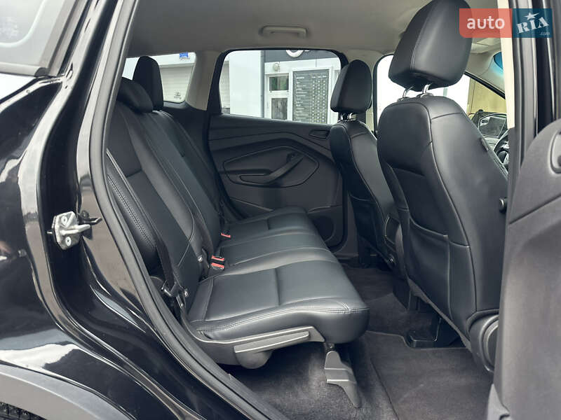 Позашляховик / Кросовер Ford Escape 2015 в Києві