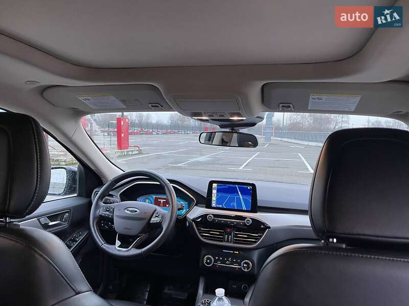 Внедорожник / Кроссовер Ford Escape 2020 в Киеве