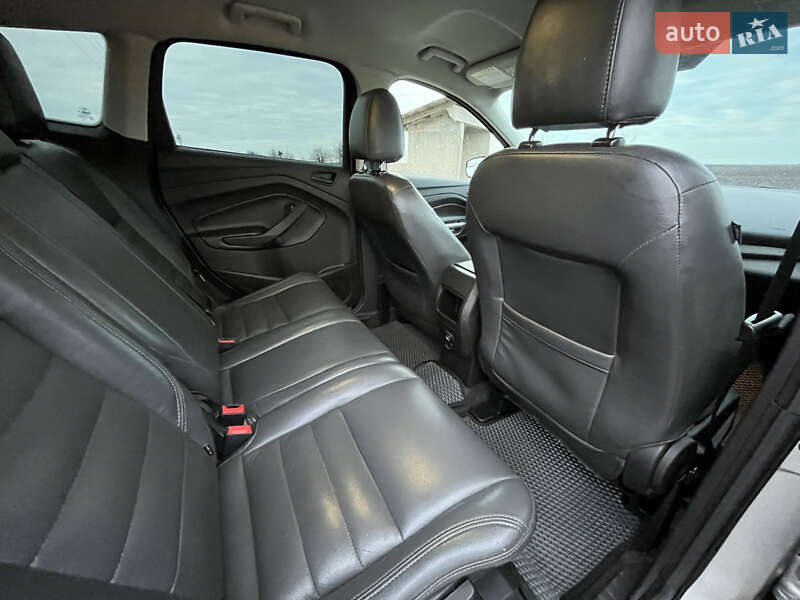 Внедорожник / Кроссовер Ford Escape 2015 в Умани