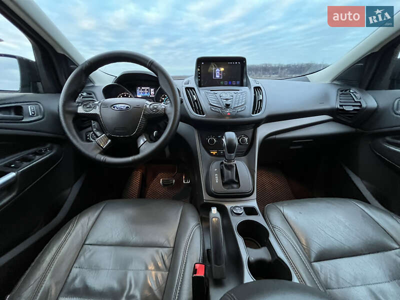 Внедорожник / Кроссовер Ford Escape 2015 в Умани