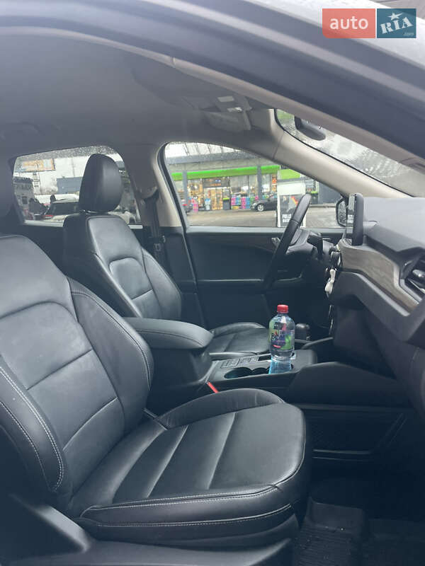 Внедорожник / Кроссовер Ford Escape 2020 в Киеве