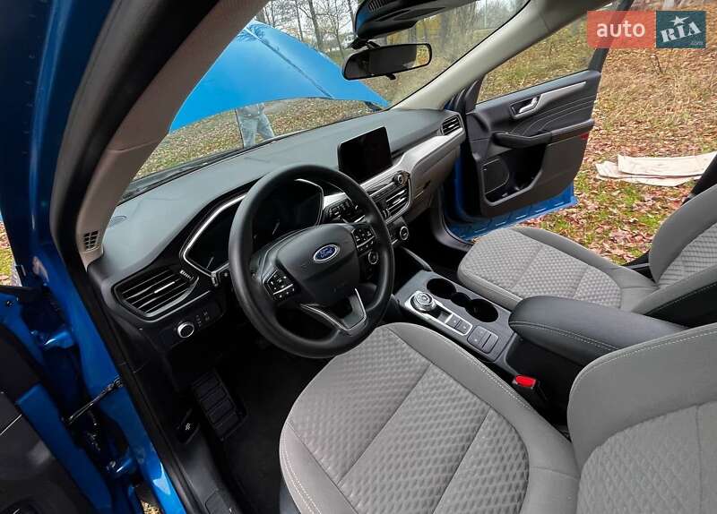 Позашляховик / Кросовер Ford Escape 2020 в Саврані