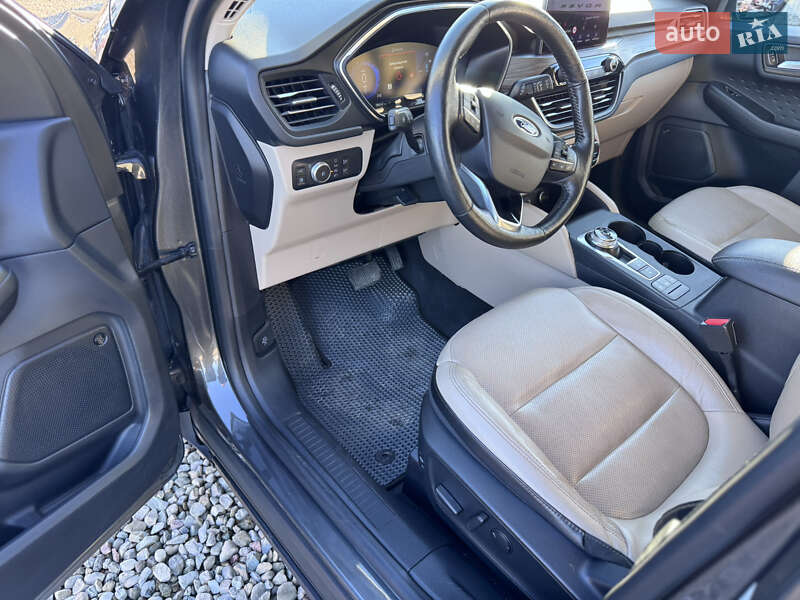 Позашляховик / Кросовер Ford Escape 2020 в Івано-Франківську