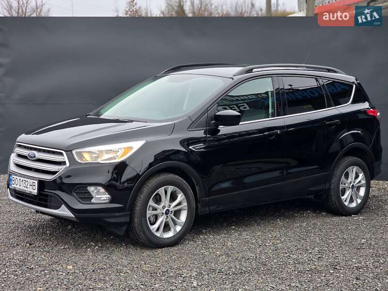 Внедорожник / Кроссовер Ford Escape 2017 в Тернополе