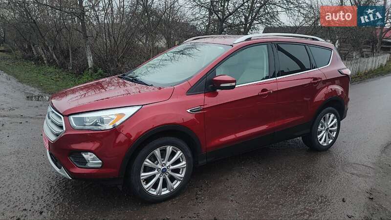 Внедорожник / Кроссовер Ford Escape 2017 в Дубно
