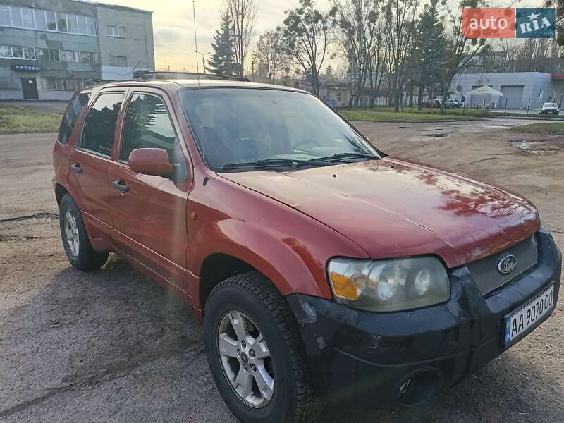 Внедорожник / Кроссовер Ford Escape 2006 в Чернигове