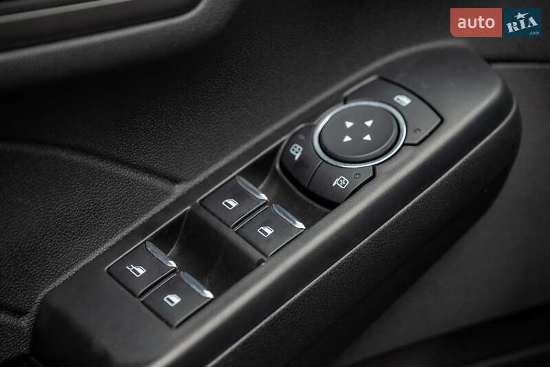 Внедорожник / Кроссовер Ford Escape 2024 в Коломые