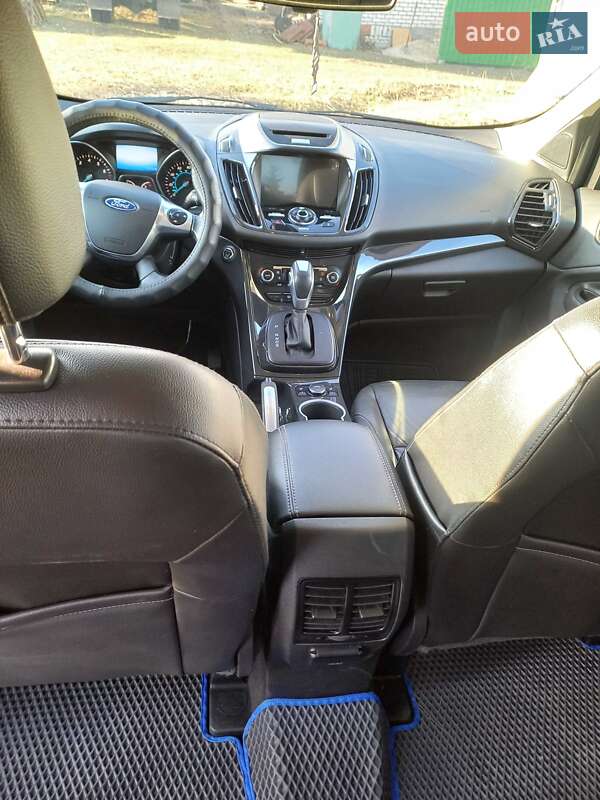 Позашляховик / Кросовер Ford Escape 2015 в Кременчуці