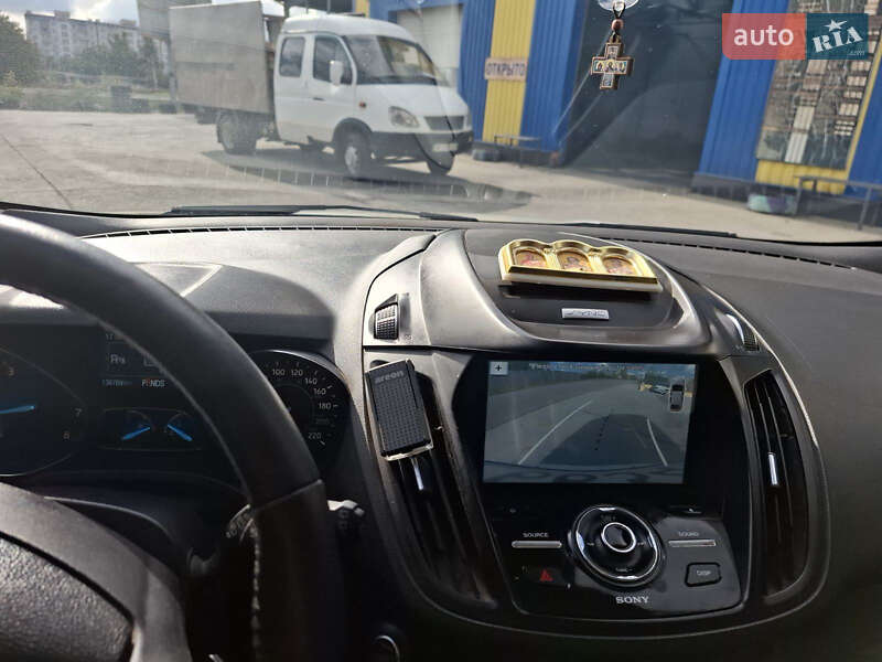 Внедорожник / Кроссовер Ford Escape 2016 в Запорожье