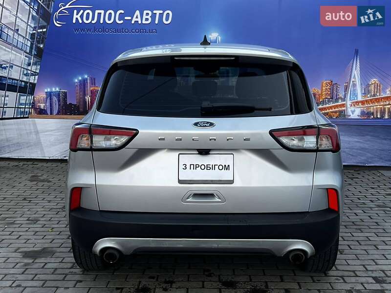 Внедорожник / Кроссовер Ford Escape 2020 в Черкассах